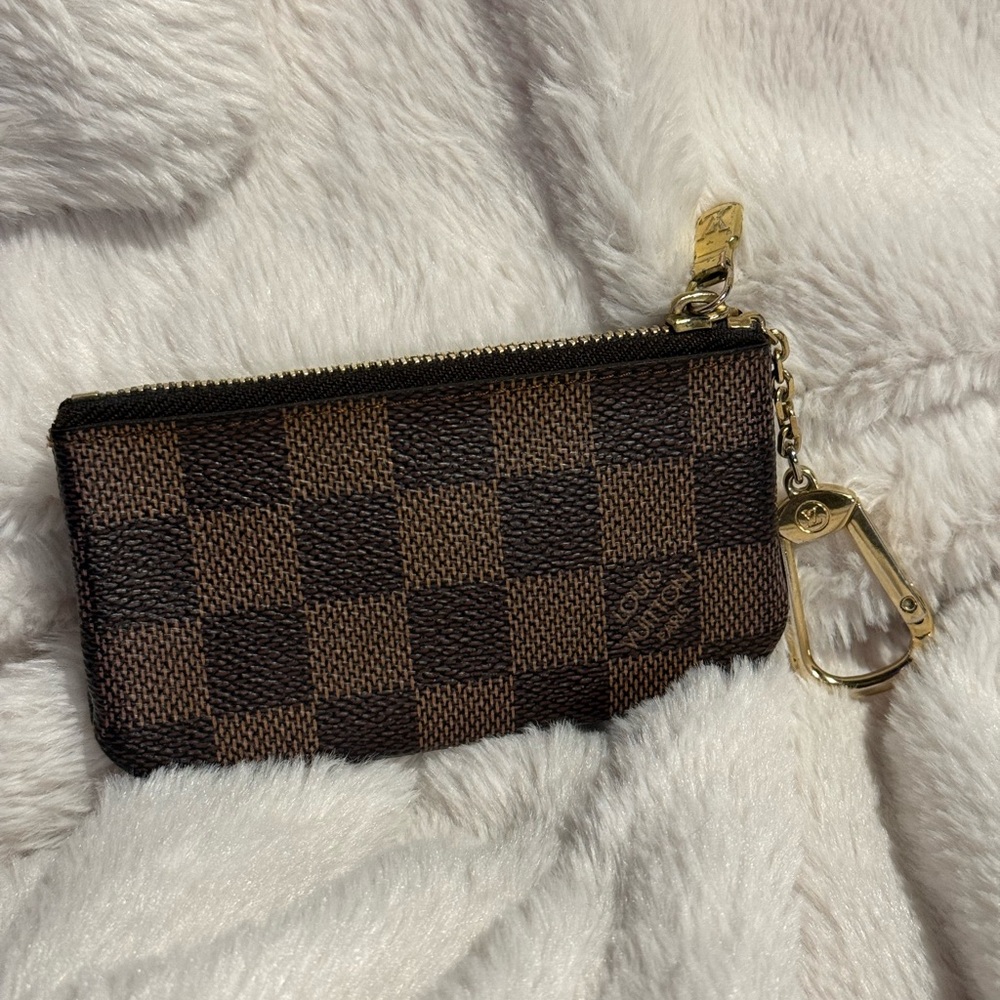 Authentic Louis Vuitton Cles Coin Case